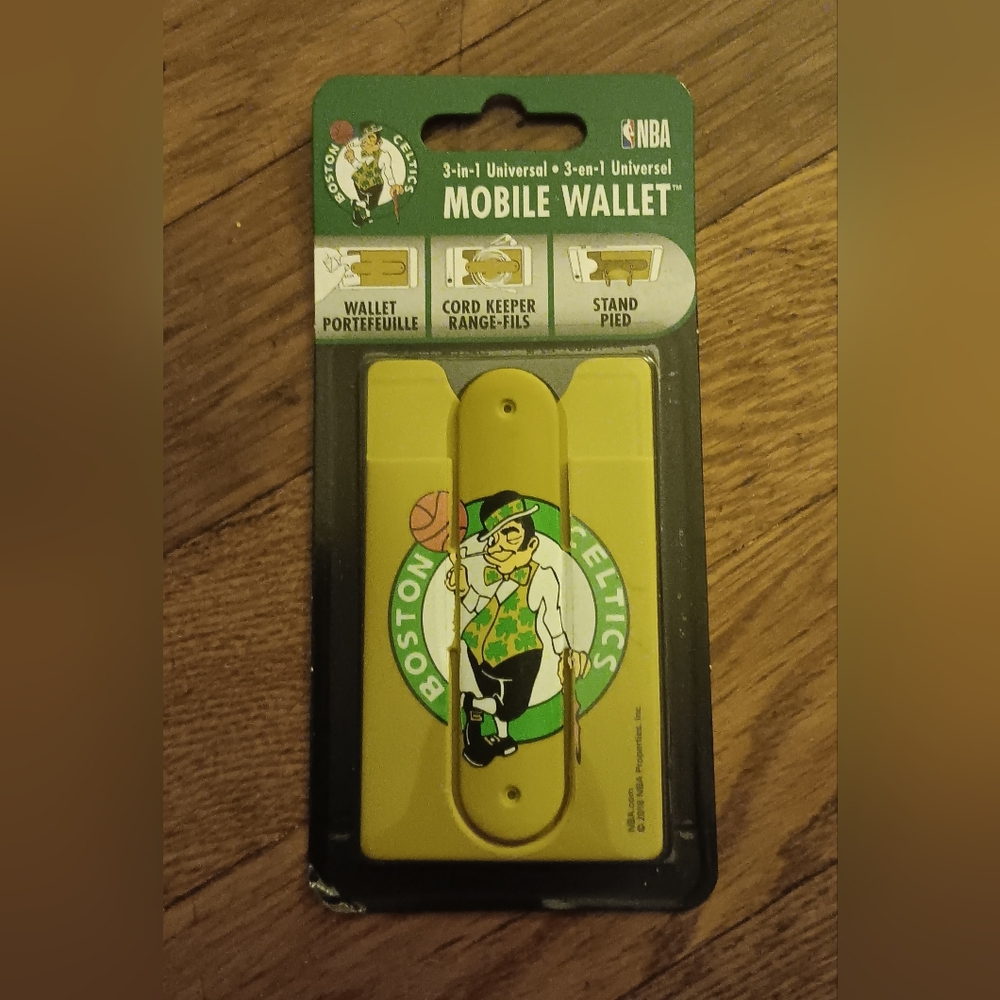 Trends International NBS Boston Celtics Mobile Wallet